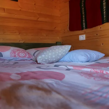 Etno Kuce Boskova Voda *