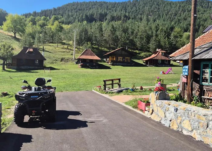 Etno Kuce Boskova Voda * Zlatibor